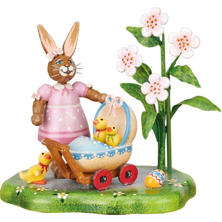 Lapin de Pâques en bois et branche de chatons 