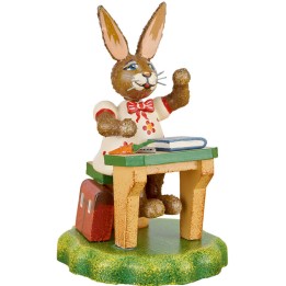 Lapin de Pâques en bois écolière 