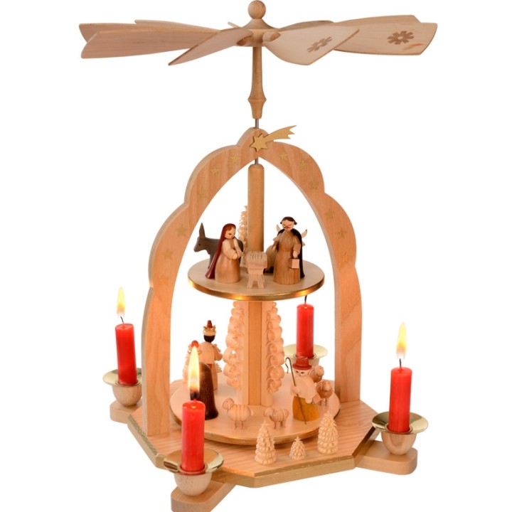 Pyramide avec scène de crèche de Noël complète