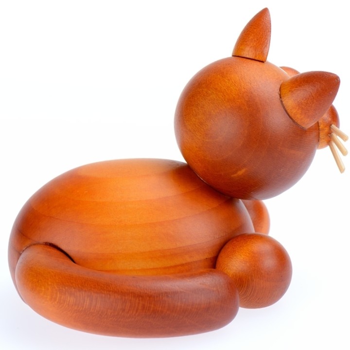 Deco en bois moderne, chat roux