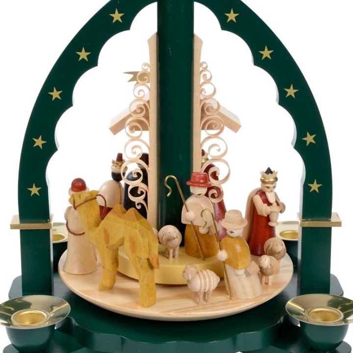 Pyramide de Noël Allemande avec une arche couleur verte