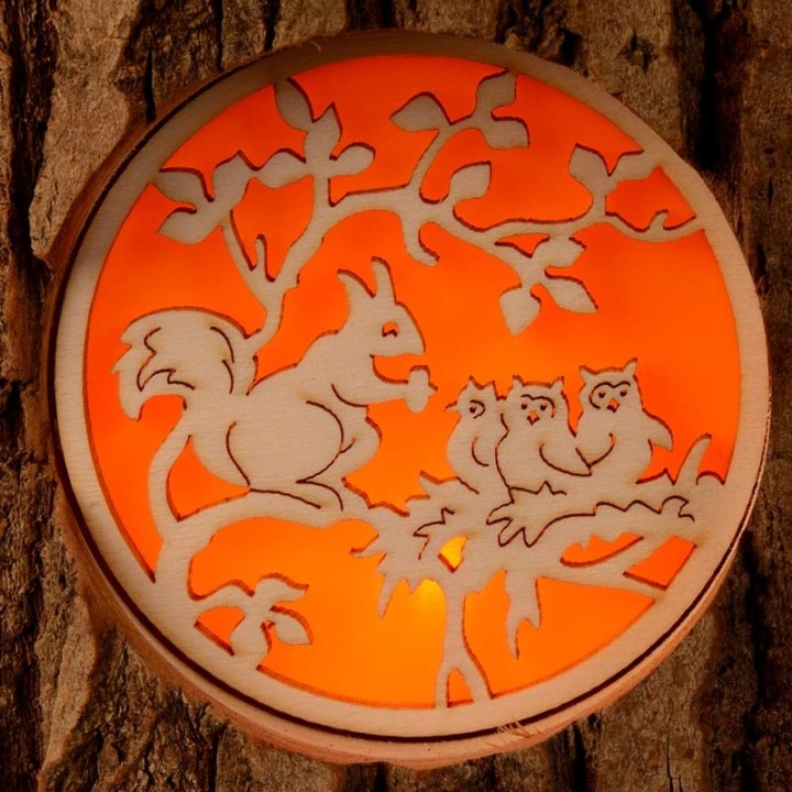 Photophores en bois motifs, écureuil, chat et oiseaux