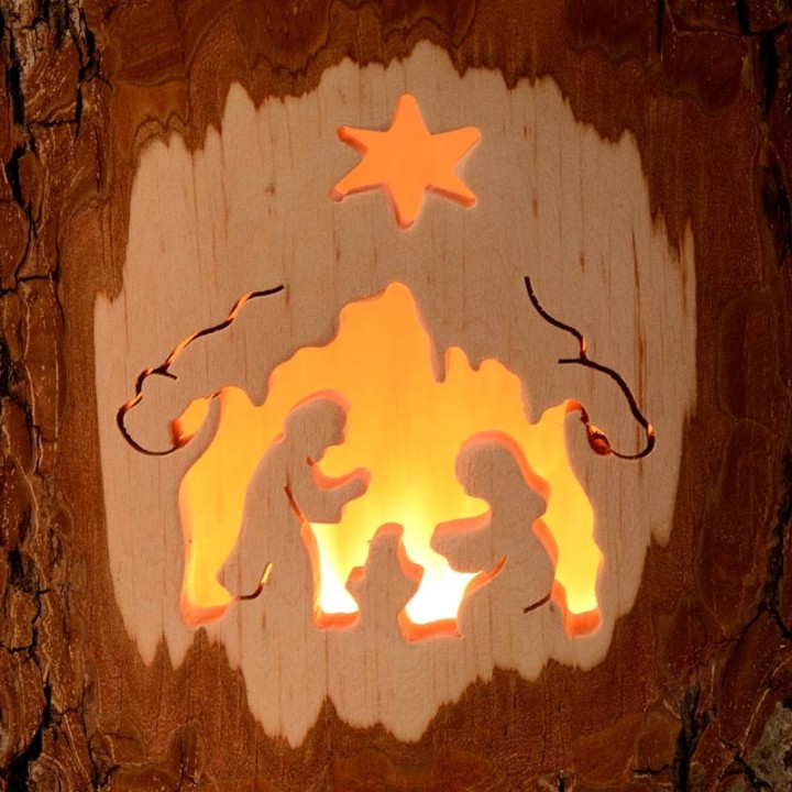 Bougeoir photophore bois ciselé, crèche de Noel et étoile