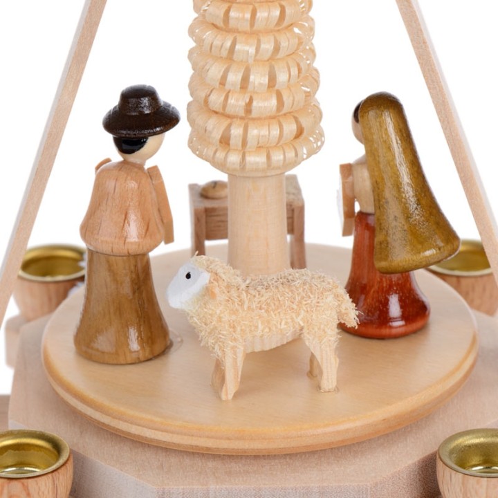 creche de Noel avec mouton
