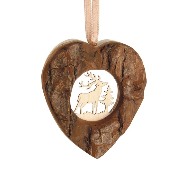 Coeur en bois à suspendre motif ciselé cerf, 6 cm