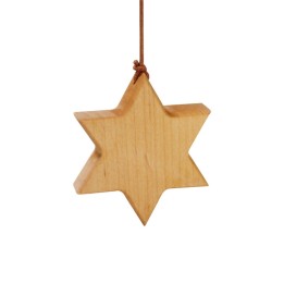 Etoile en bois d'aulne à suspendre 7,5 cm