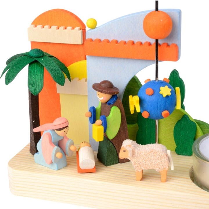 Petit carrousel en bois crèche de Noël