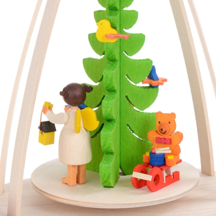 Manège de Noël à bougies avec ange et ourson