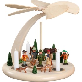 Grand carrousel en bois avec 3 bougies personnages dans la forêt