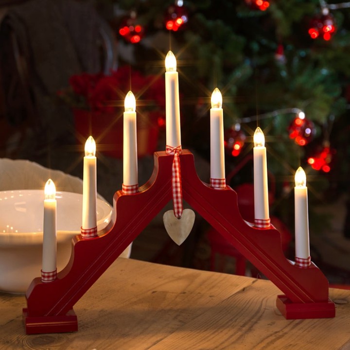 Chandelier de Noël en bois à bougie électrique avec déco Vichy, rouge