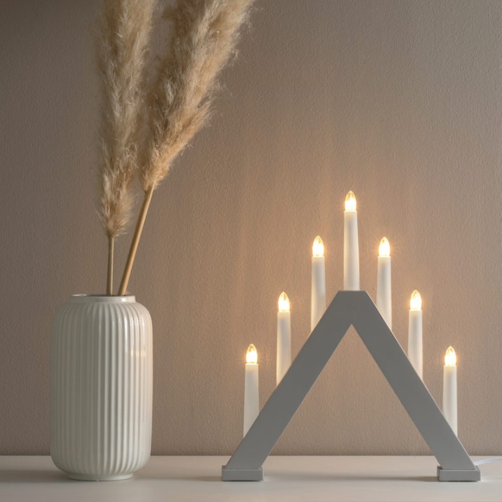 Chandelier en bois scandinave, laqué gris mat, 7 ampoules