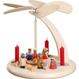 Crèche de Noël pyramide avec personnages en couleur