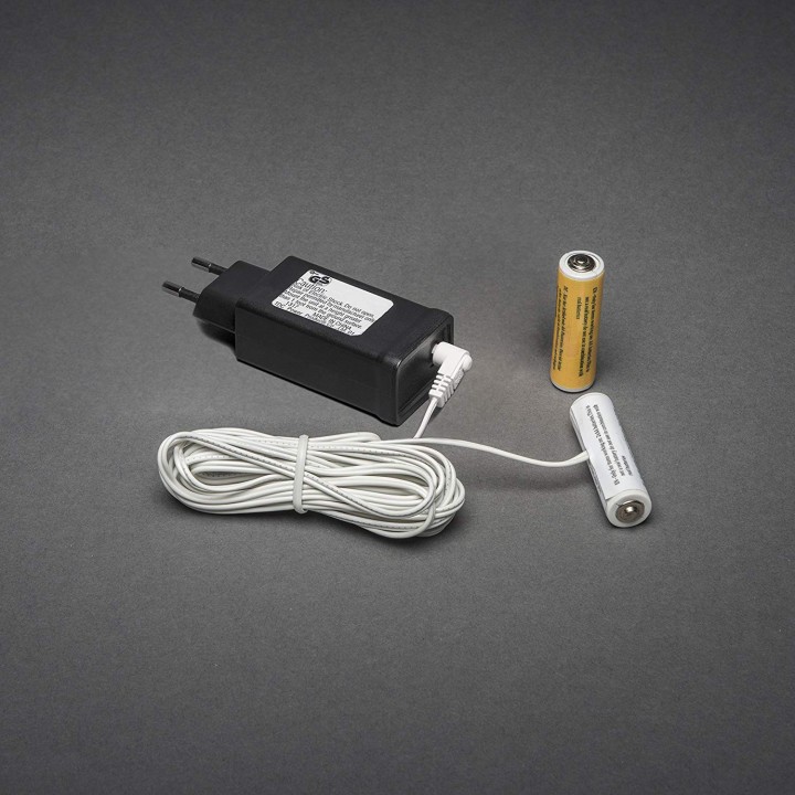 Adaptateur secteur pour piles 2 x 1,5 V AA