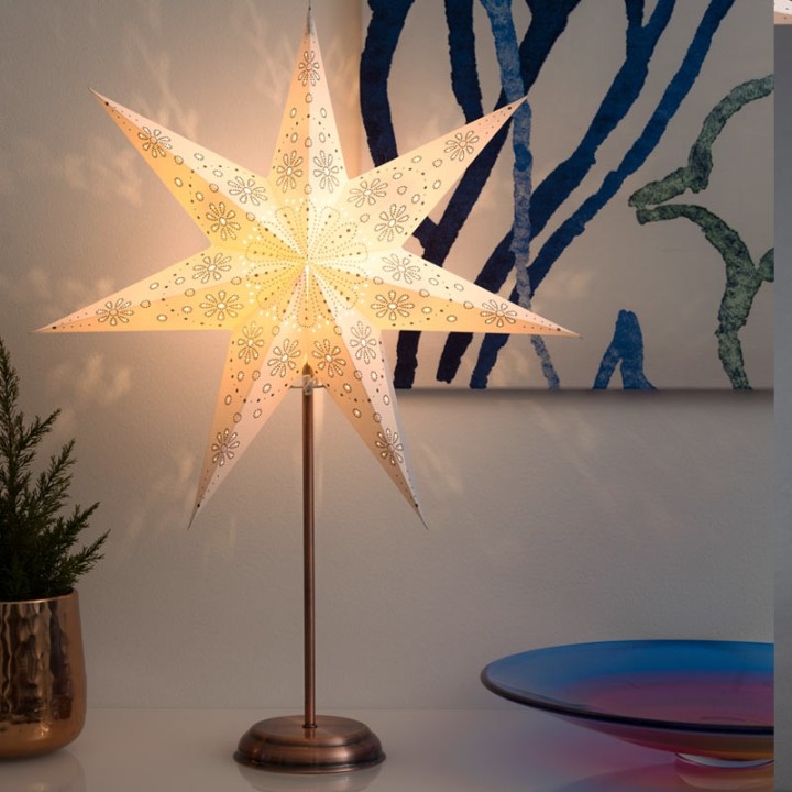 Étoile lumineuse électrique 7 branches en papier, blanche, sur pied cuivré 48 cm