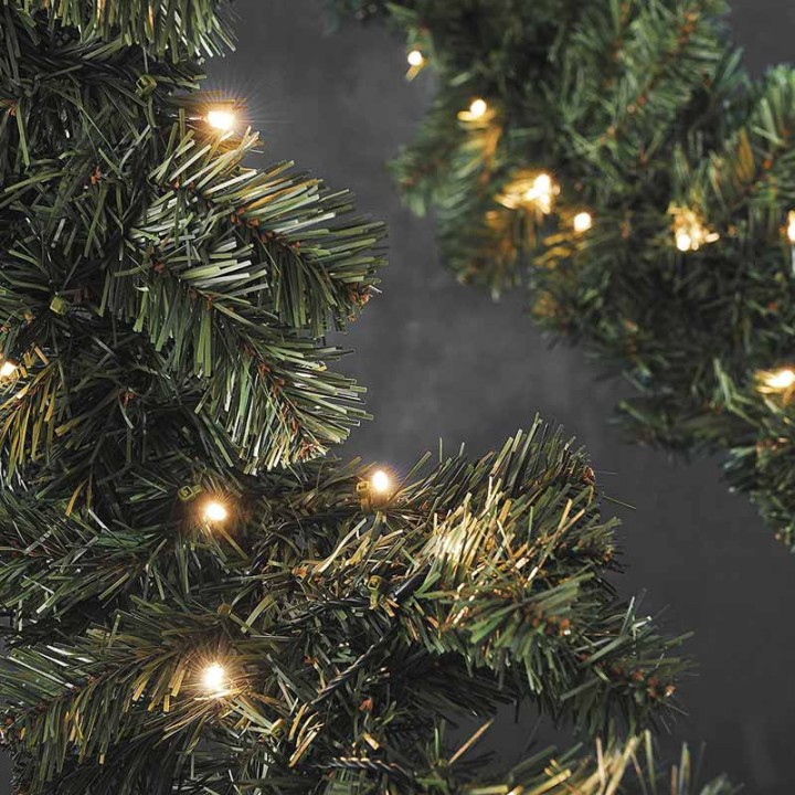Guirlande sapin pour entourage de porte