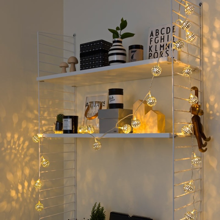 Guirlande lumineuse décorative à LED, balles en métal argentées, 24 diodes