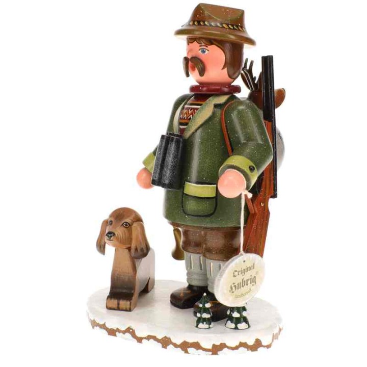 Personnage porte encens chasseur et son chien