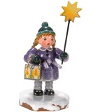 Village de Noël miniature, fillette avec étoile