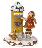 Village de Noël miniature, fillette et boite à lettre