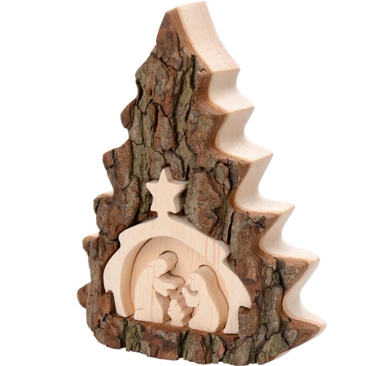Crèche de Noel taillée dans une écorce de bois, motif étable