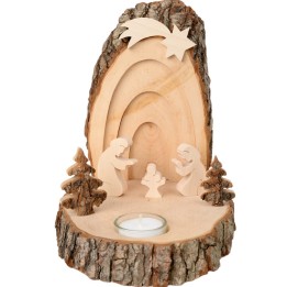 Petite crèche de Noël en écorce de bois avec sapins et bougeoir