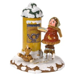 Village de Noël miniature, fillette et boite à lettre